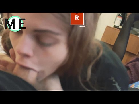 ❤️ Kar në fyt, pantyhose të grisura dhe taka të grisura bukur për t'u takuar ❤️ Porno në sq.3dhentaix.ru